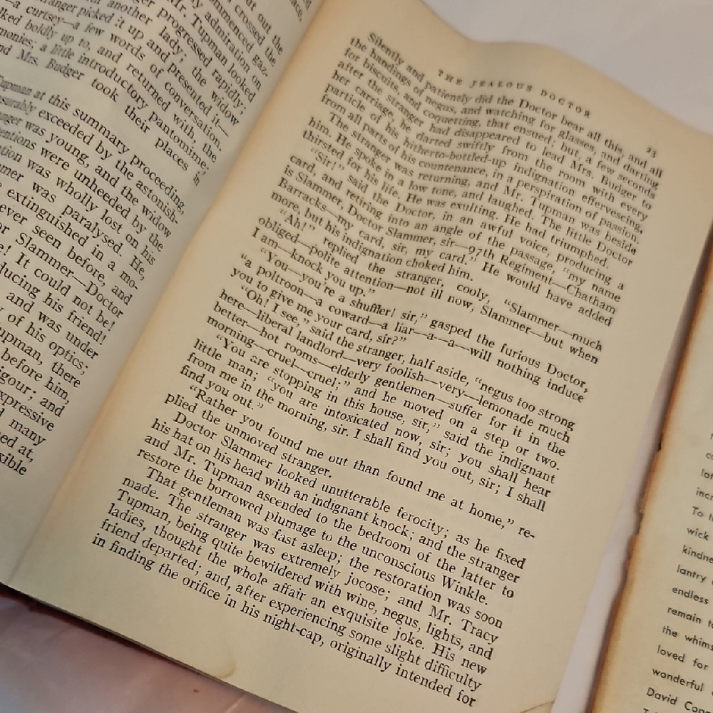 Vintage Pickwick Papers Book - Picture 6 of 8